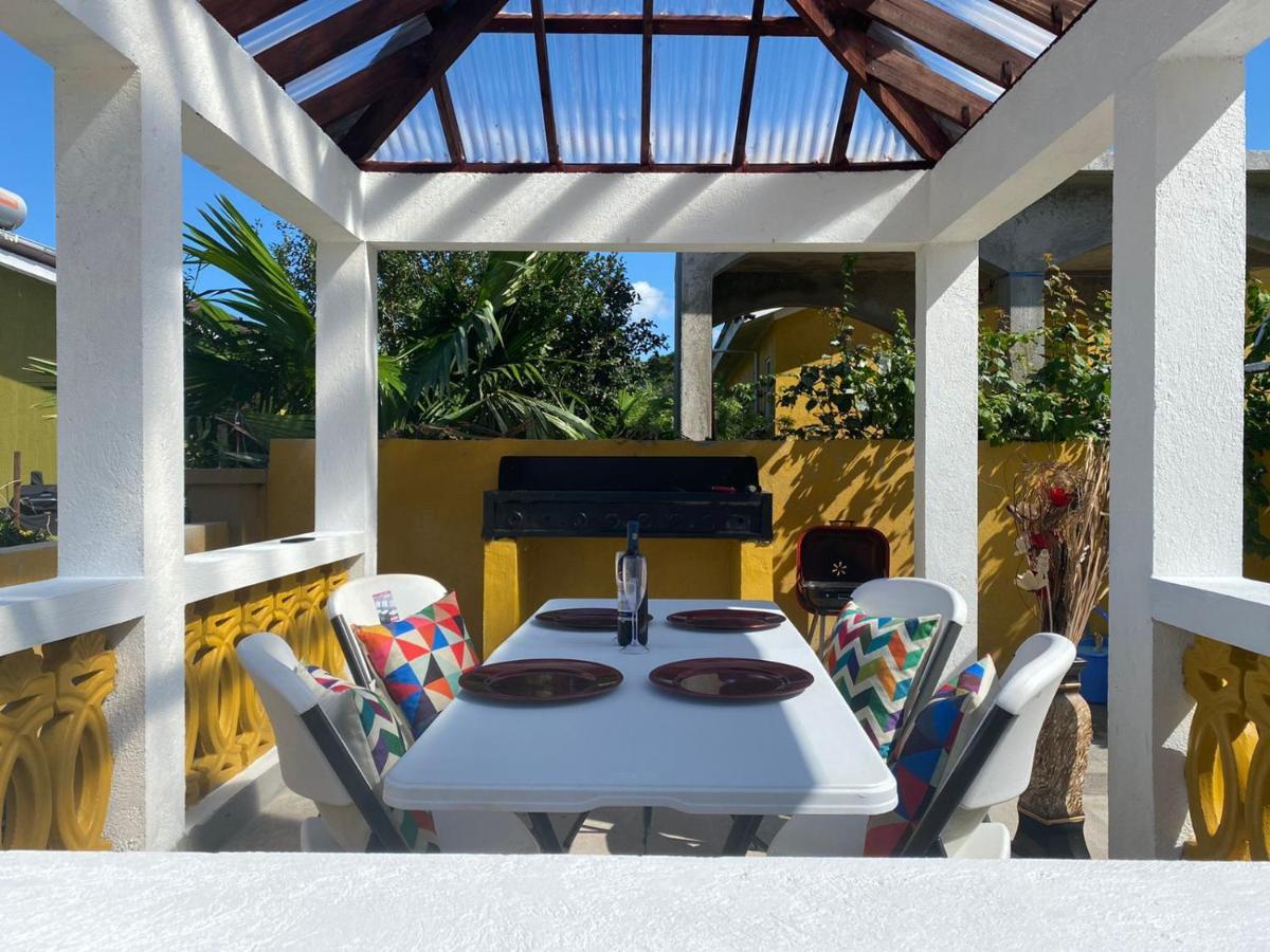 Paradise Villa Shared Onsite Private Pool Onsite Gym Ocho Rios Zewnętrze zdjęcie