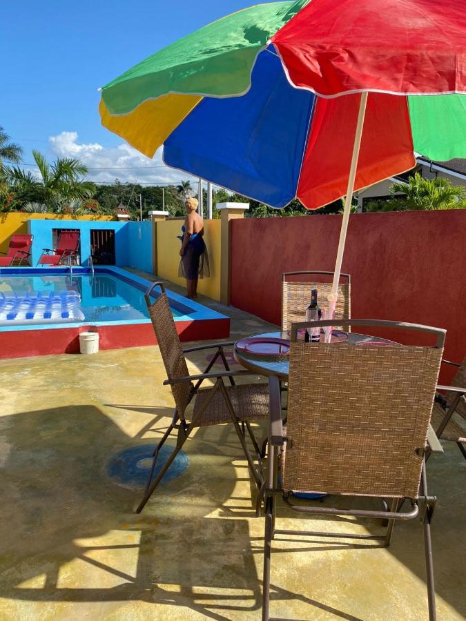 Paradise Villa Shared Onsite Private Pool Onsite Gym Ocho Rios Zewnętrze zdjęcie
