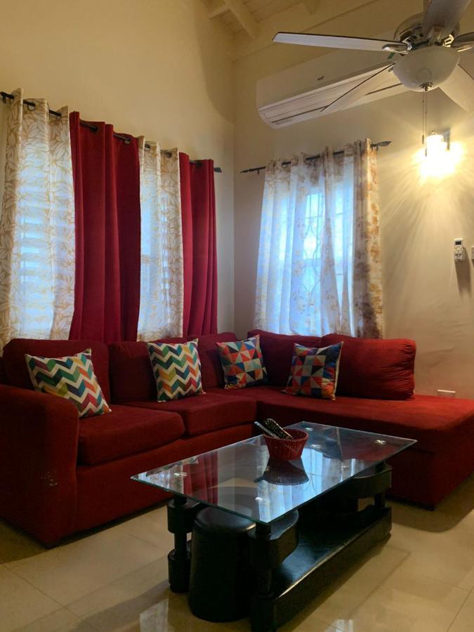 Paradise Villa Shared Onsite Private Pool Onsite Gym Ocho Rios Zewnętrze zdjęcie